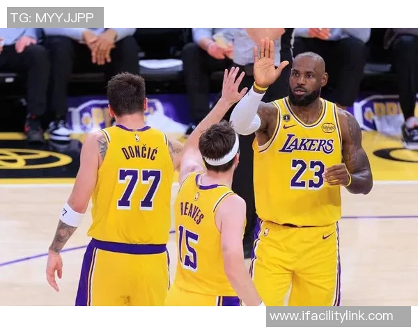 突发湖人官方宣布核心球员即将离队球迷纷纷表达不舍深情告别